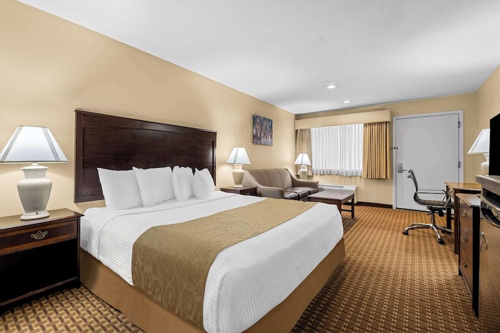 Best Western Forest Inn photo 34