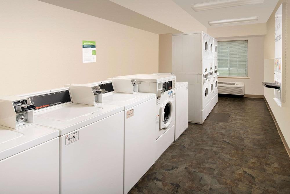 WoodSpring Suites Lebanon photo 25