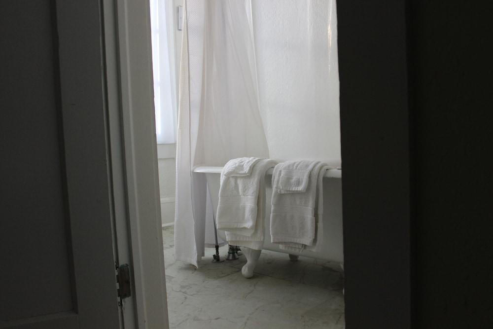 The DeLand Hotel photo 79