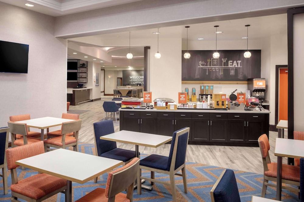 Hampton Inn Washington-Downtown-Convention Center photo 45