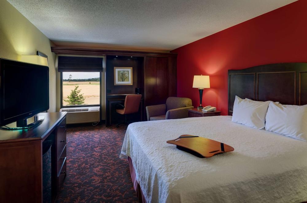 Hampton Inn Chambersburg photo 13