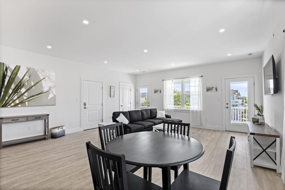 Seaport Oasis photo 43