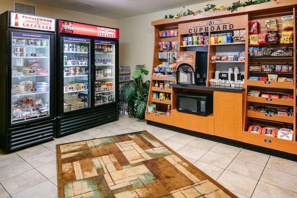 Candlewood Suites La Crosse N by IHG photo 1