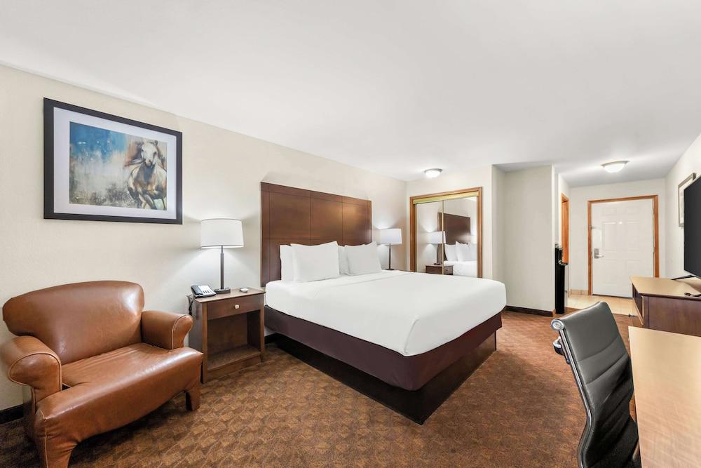 Best Western George West Executive Inn photo 3