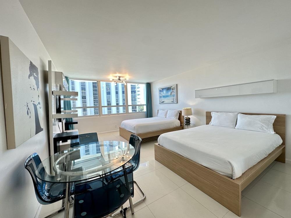 SeaStays Apartments photo 3