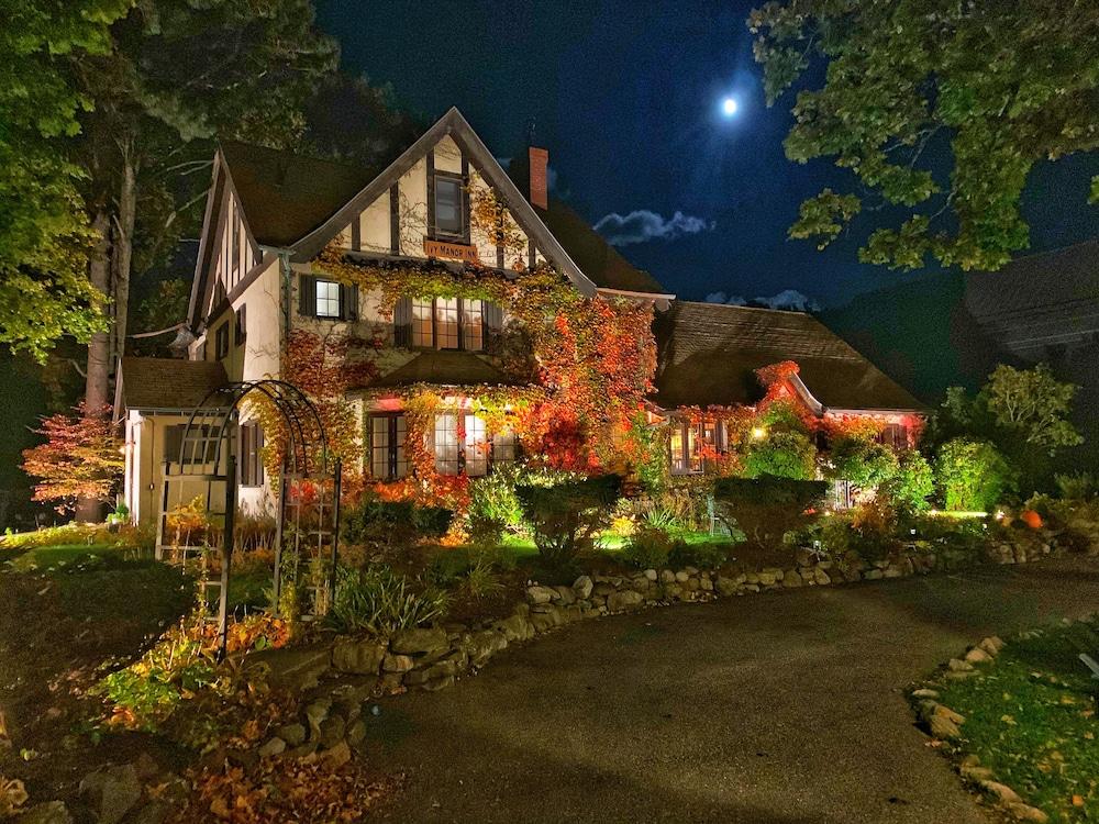 Ivy Manor Inn Village Center photo 1