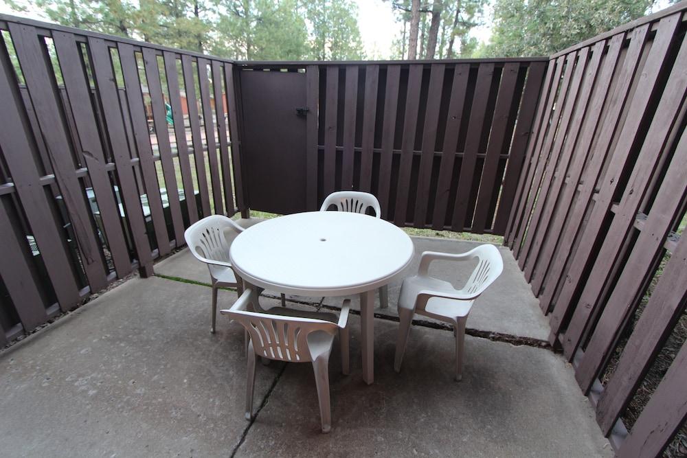Roundhouse Resort photo 16