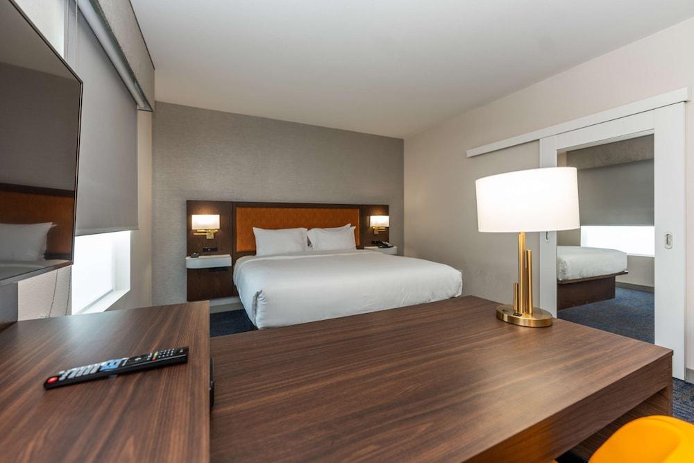Hampton Inn & Suites Houston Sugar Land photo 20