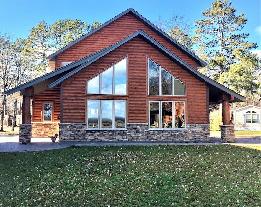 Sportsman's Lodge photo 24