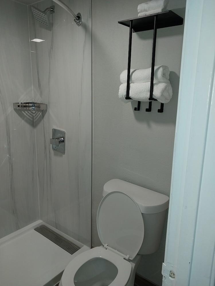 Gateway Inn photo 5