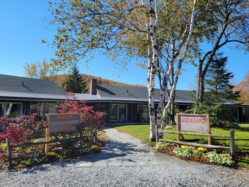Pinnacle Lodge photo 9