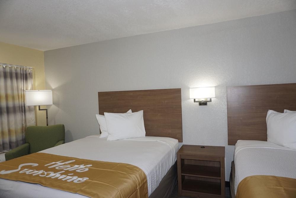 Days Inn by Wyndham Apopka/Orlando photo 8