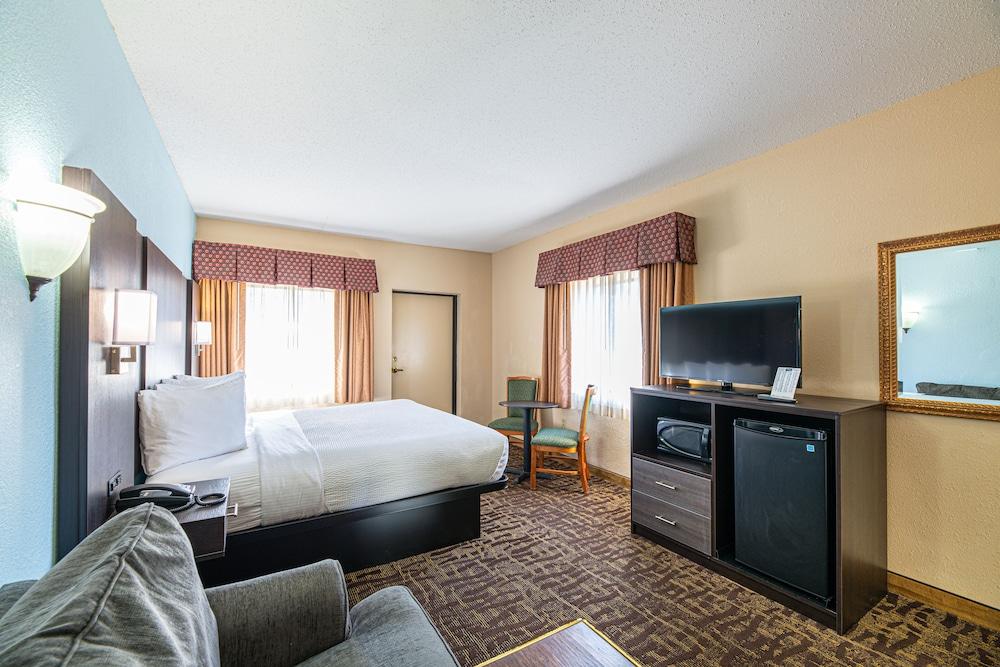 River Bend Inn photo 35