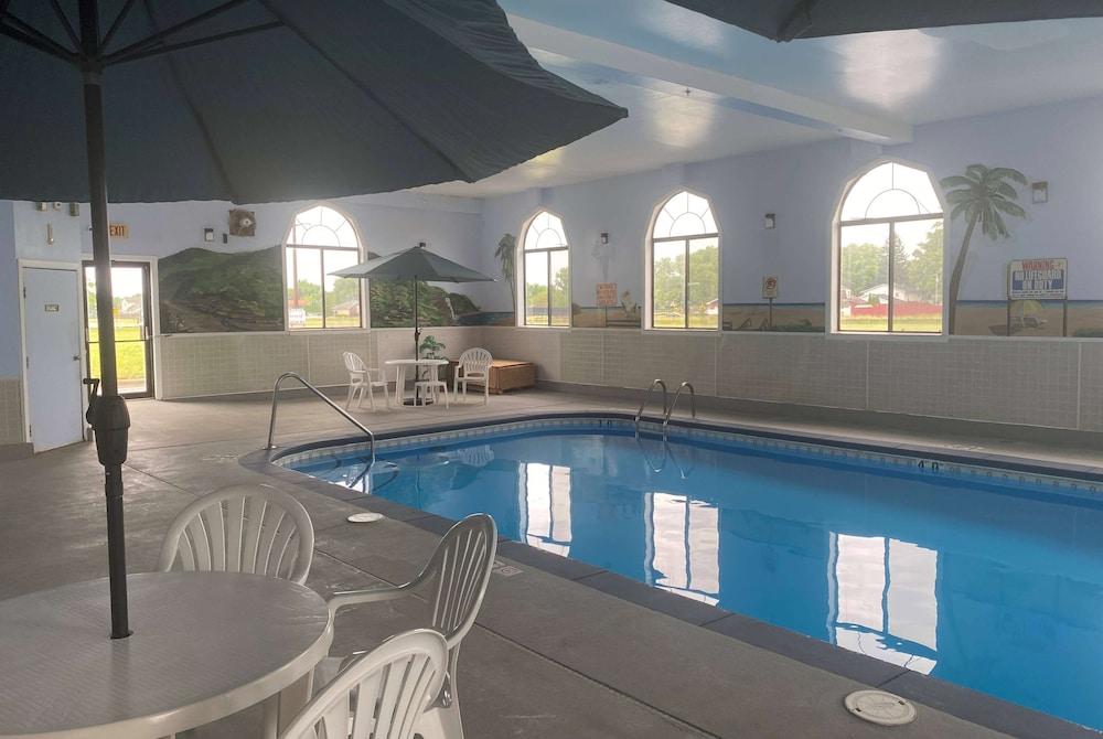 Howard Johnson by Wyndham Manteno photo 19