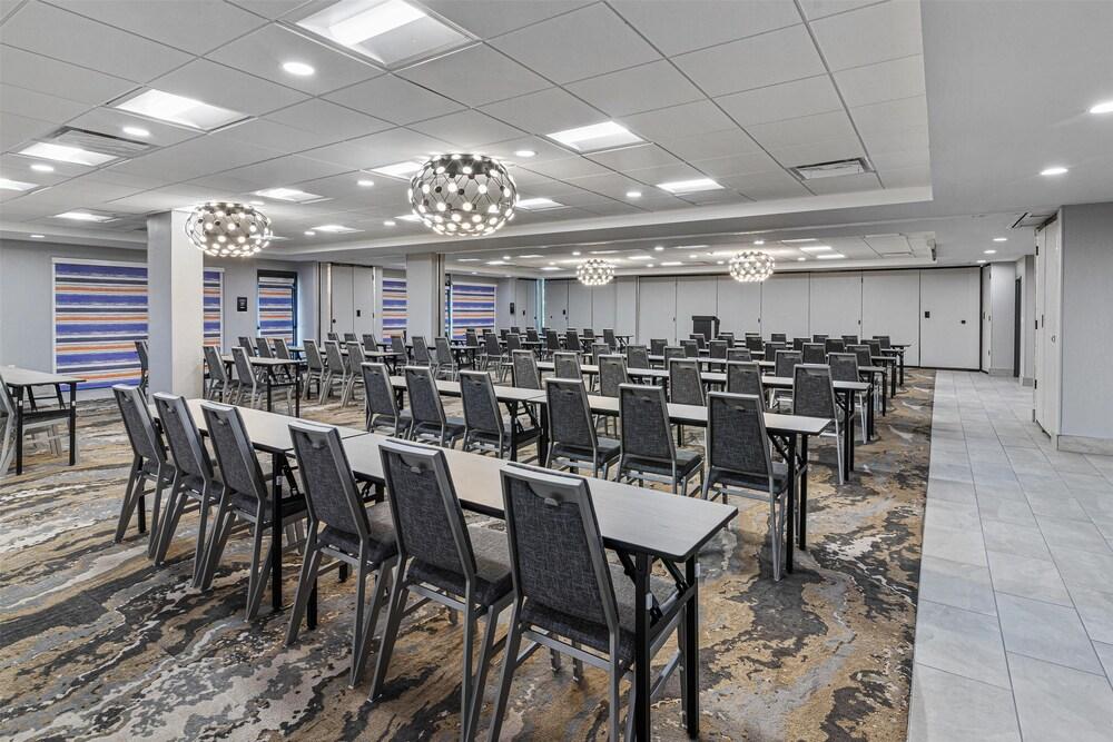 Best Western Plus Savannah Gateway photo 9