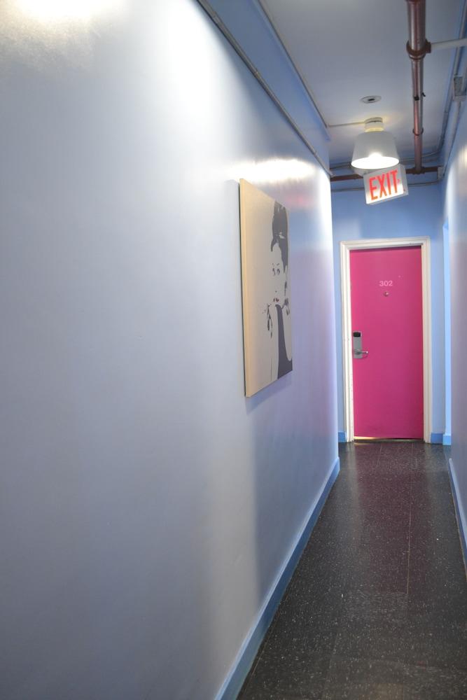 Central Park West Hostel photo 30