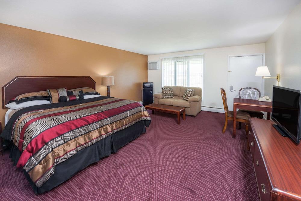 Knights Inn Kirksville photo 7