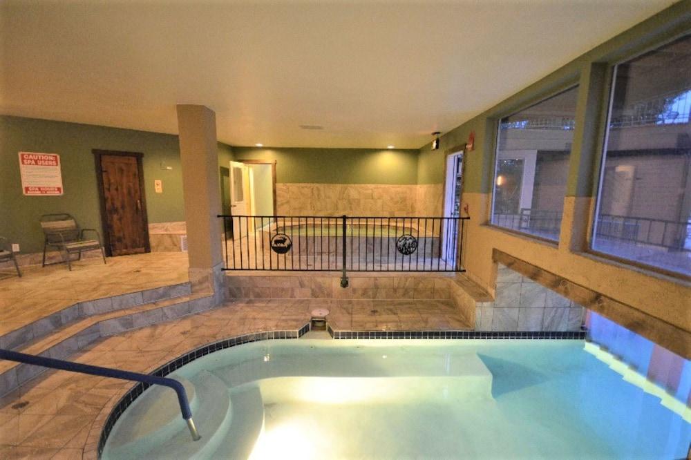 Inn at SilverCreek photo 56