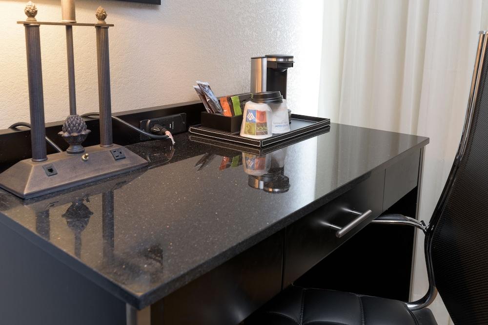 Ramada by Wyndham Boise photo 12