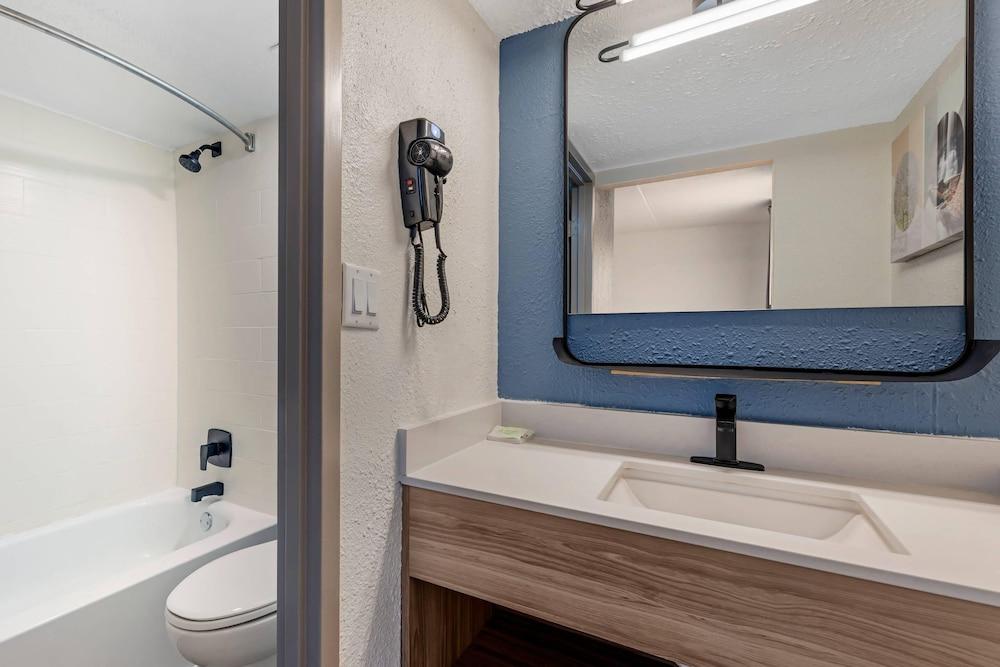 Sleep Inn & Suites Merrillville photo 23