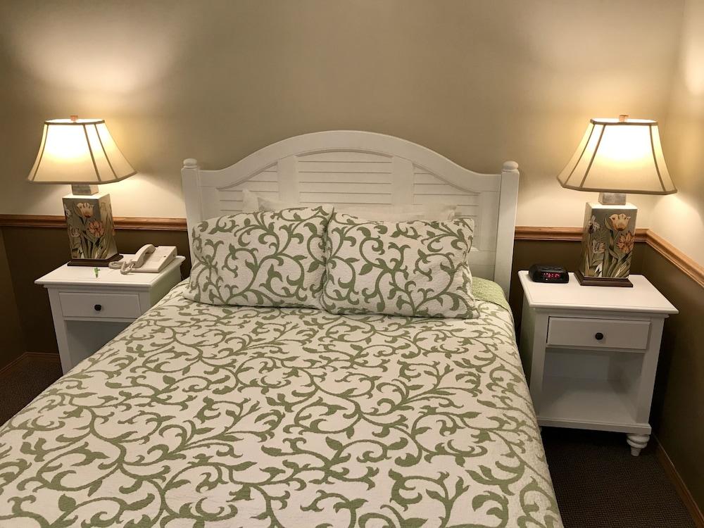 Bay Breeze Resort photo 65