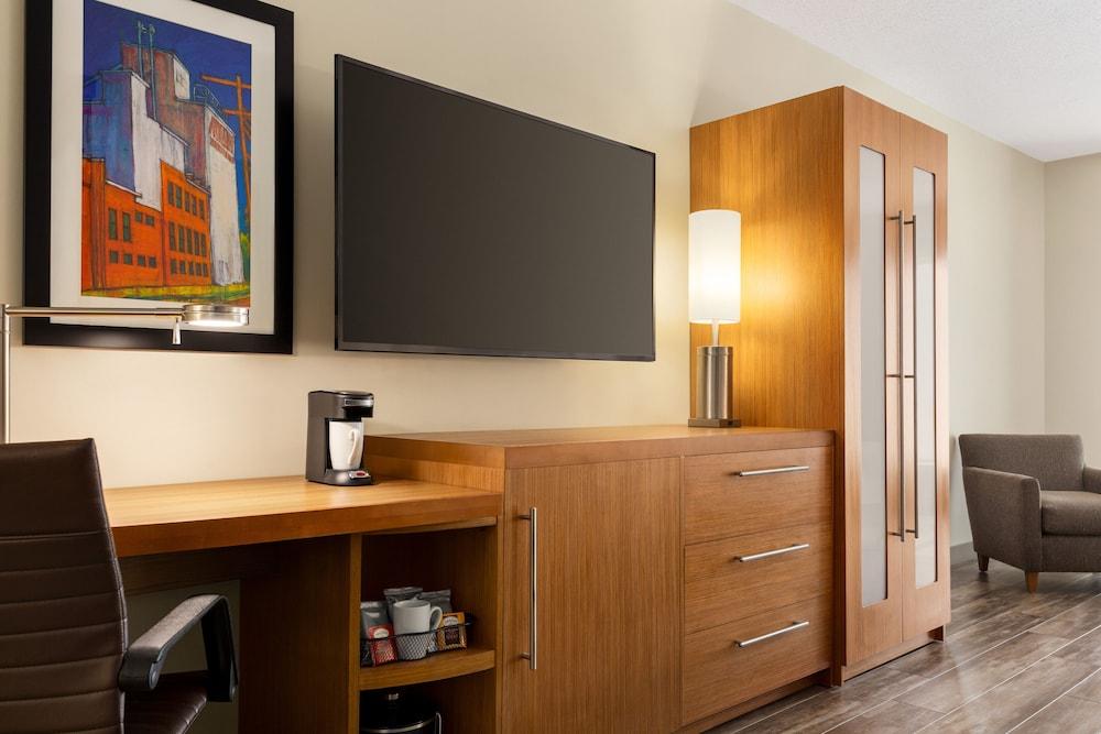 Hyatt Place Columbia/Downtown/The Vista photo 20