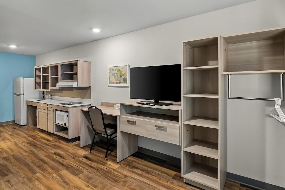 Woodspring Suites Anderson North I-85 photo 15