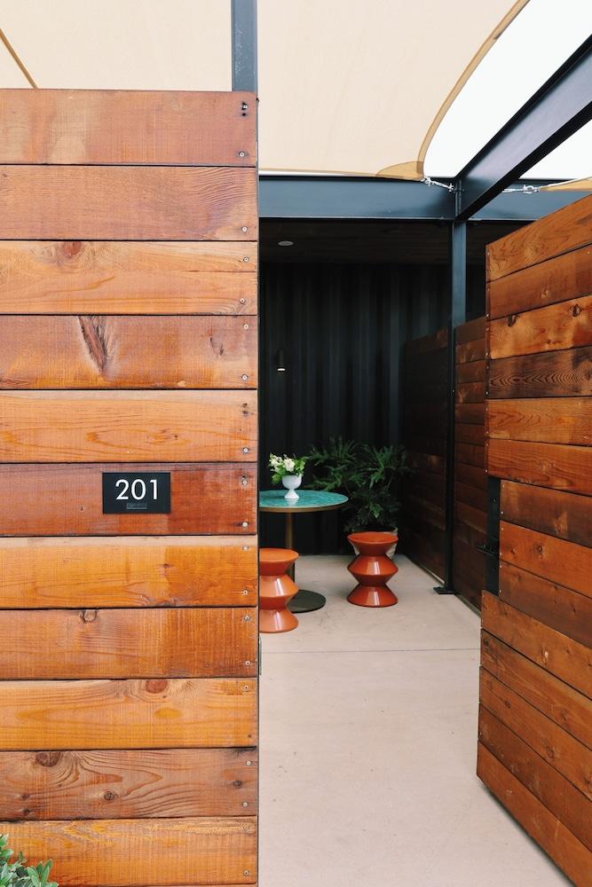 Hotel Herringbone photo 13