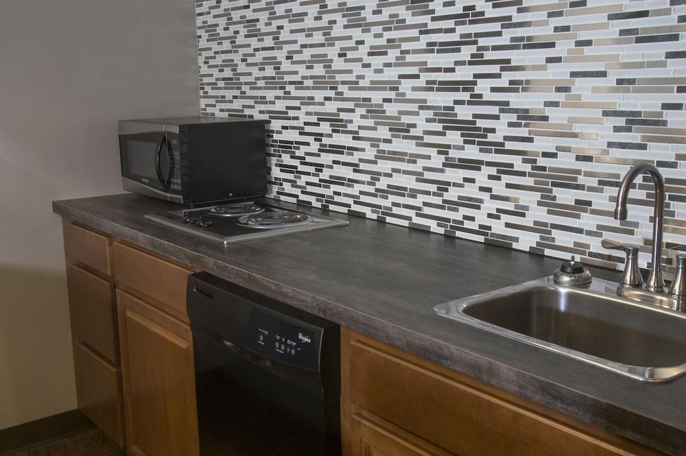 Best Western Courtview Hotel photo 10