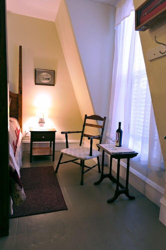 Hall House Hotel photo 11