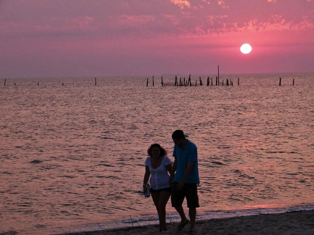 Sunset Beach Resort photo 33