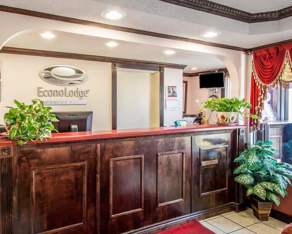 Econo Lodge Andalusia photo 34