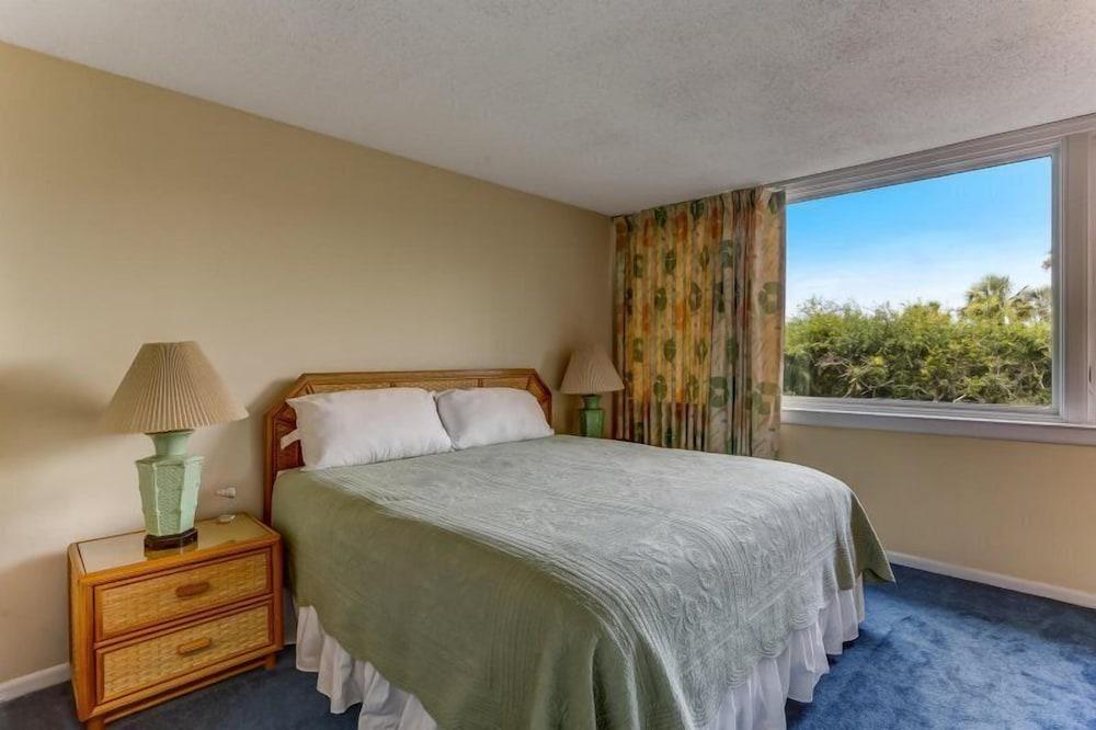 1127 Beach Walker photo 27