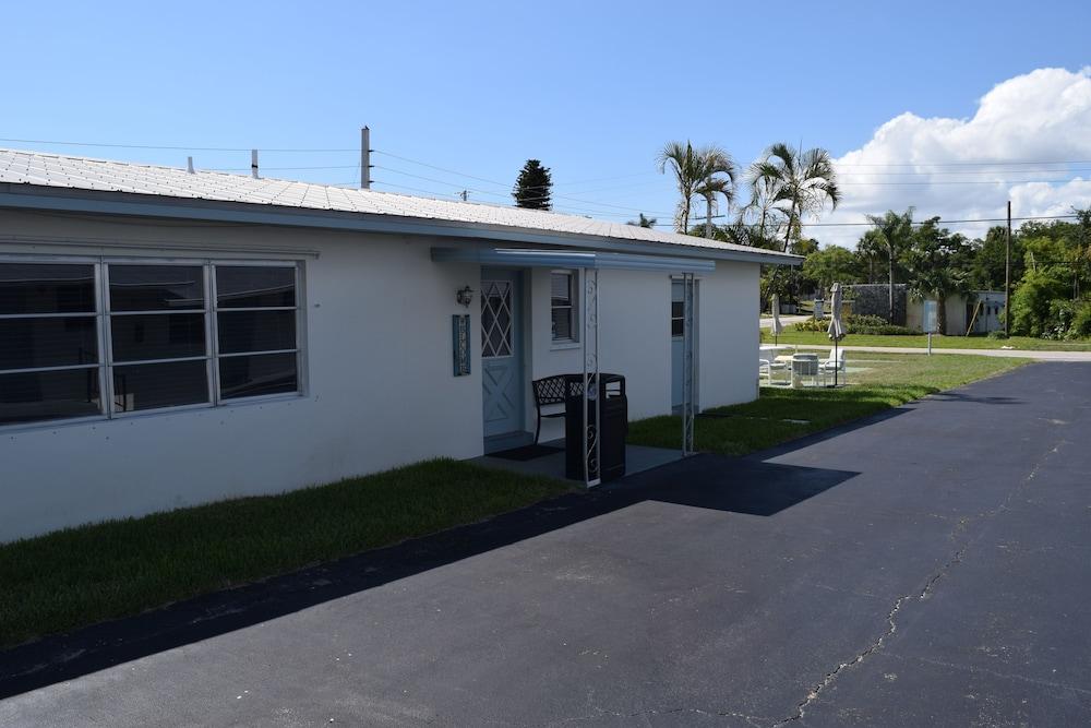 Caribbean Shores Jensen Beach Motel photo 46