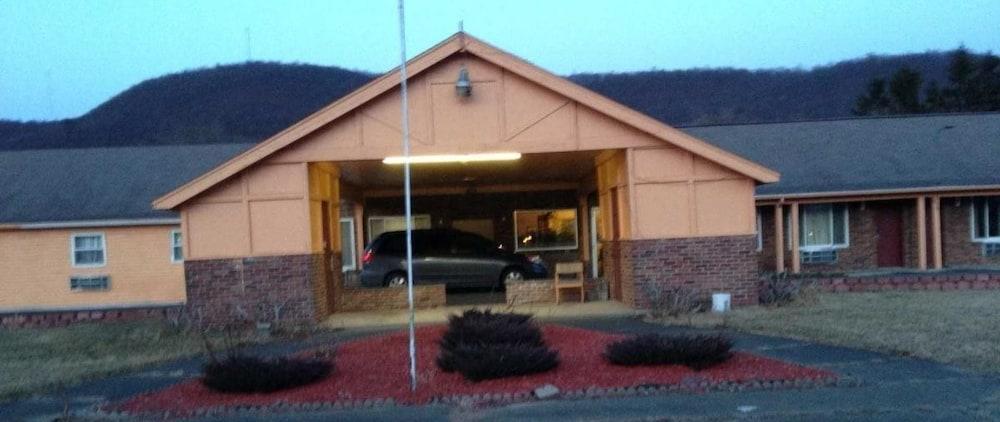 Mark Twain Motor Inn — hotel in Elmira