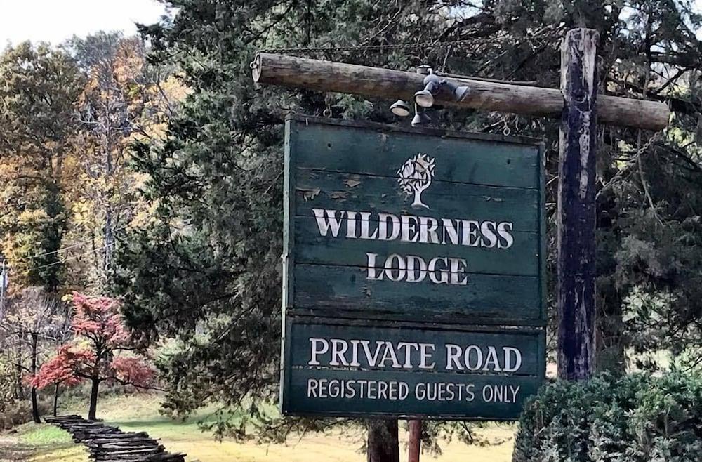 Wilderness Lodge photo 44