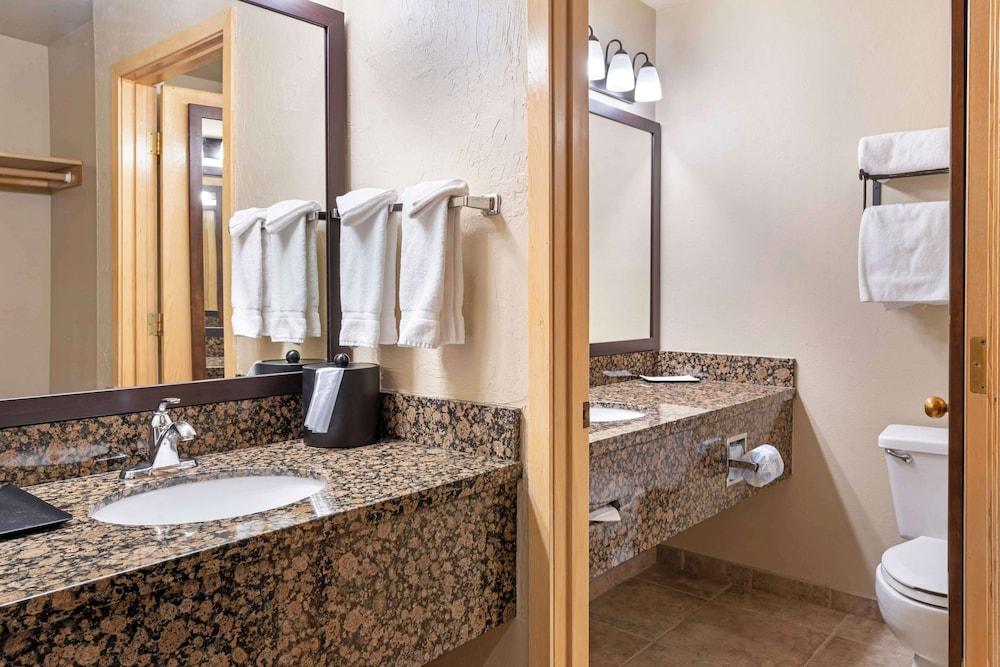 Best Western Ponderosa Lodge photo 25