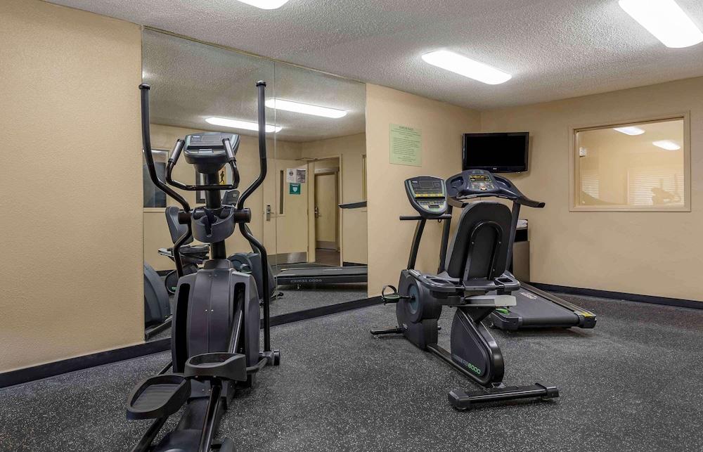 Extended Stay America Suites Houston Med Ctr NRG Park Kirby photo 24