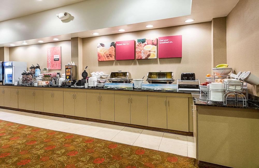 Comfort Suites Leesville near Fort Johnson photo 23