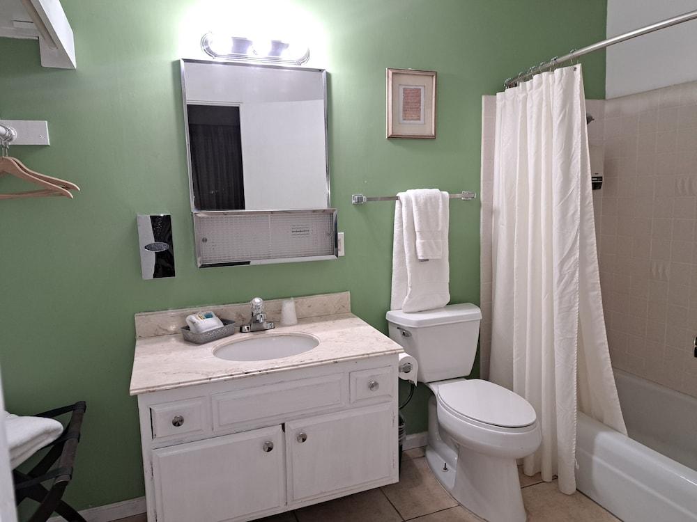 Sandpiper Springs Spa & Retreat photo 15