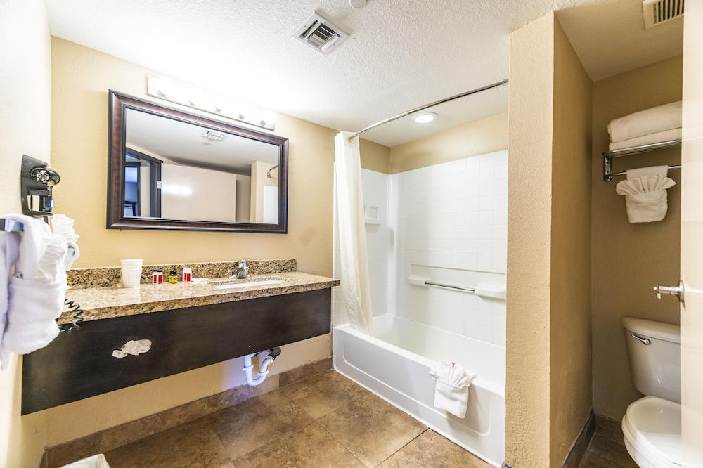 Metro Chandler Extended Stay photo 45