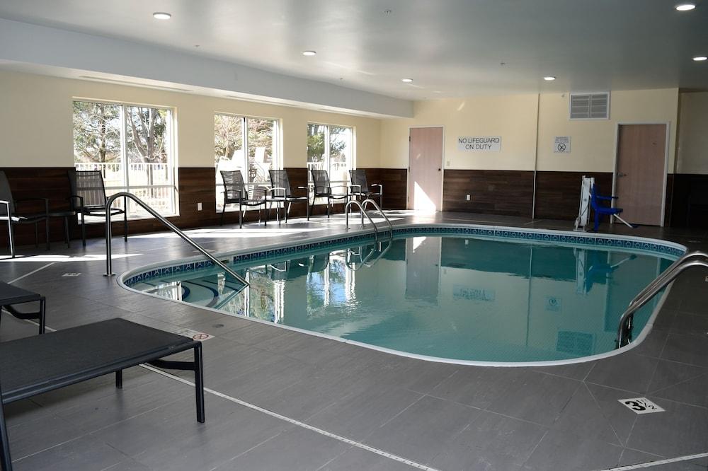 Fairfield by Marriott Mt Pleasant photo 16