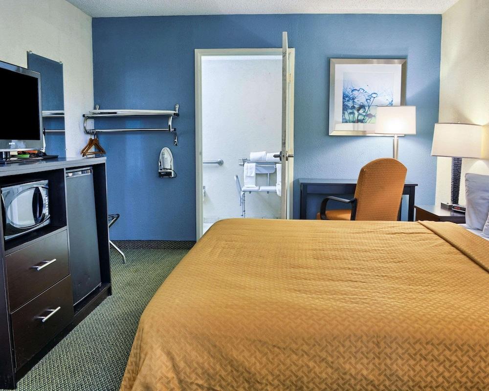 Quality Inn Thornburg photo 12