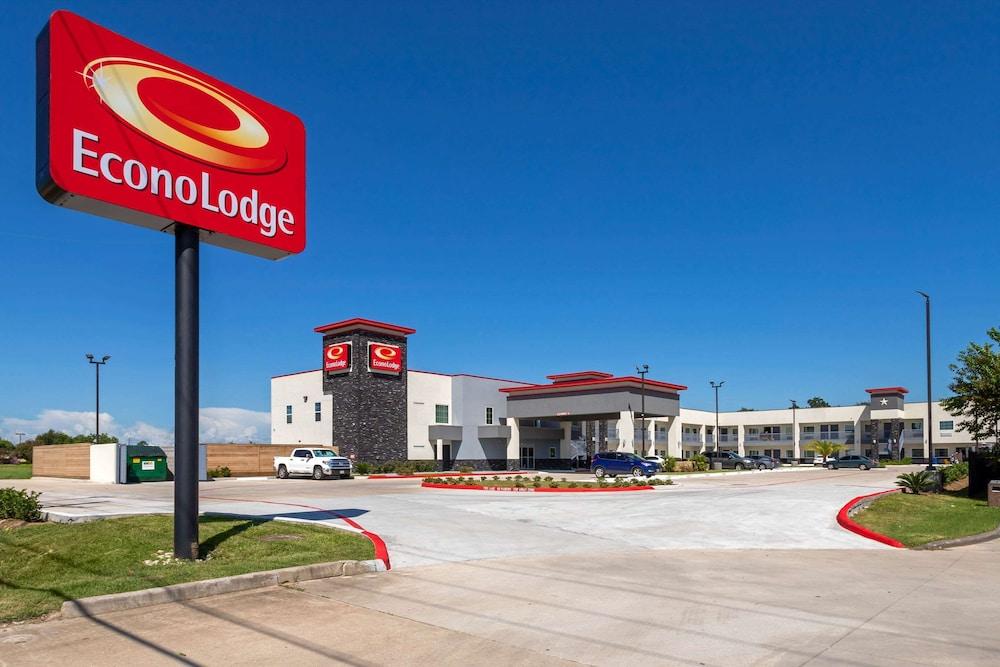 Econo Lodge Houston Northwest - Cypress photo 28