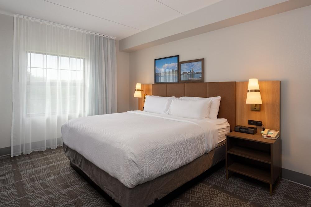 Staybridge Suites West Seneca by IHG photo 7