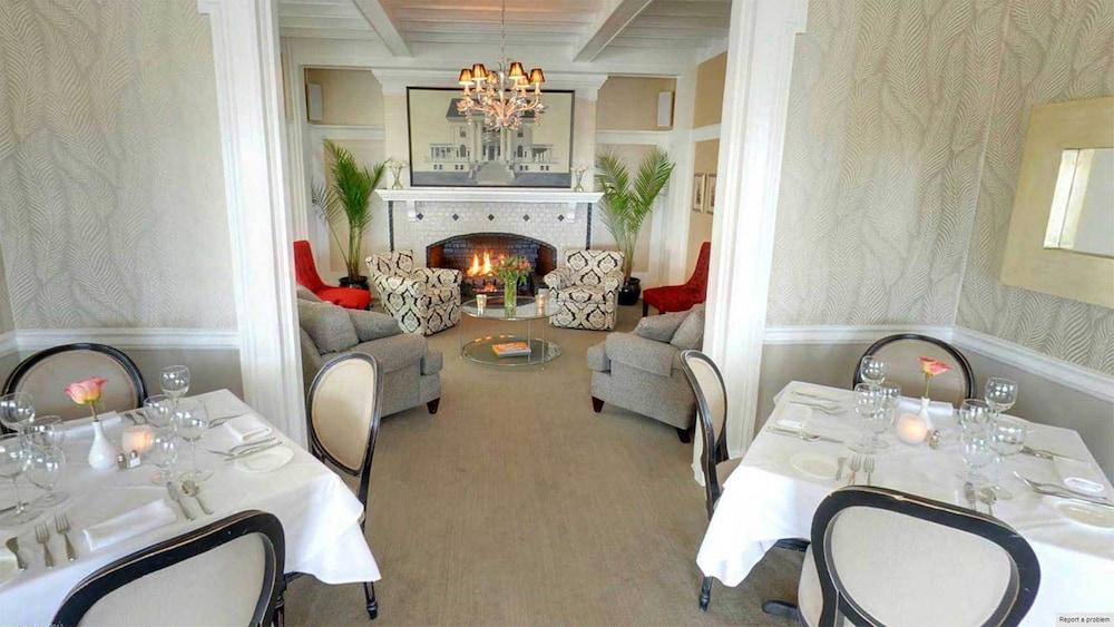 Peter Shields Inn & Restaurant photo 4