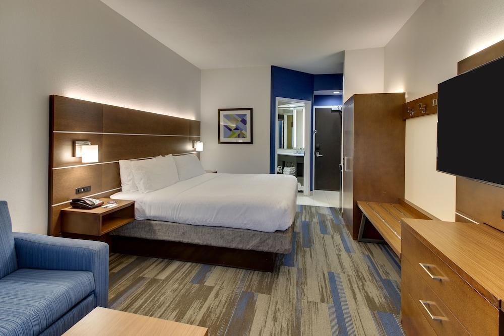 Holiday Inn Express Fishkill-Mid Hudson Valley by IHG photo 28