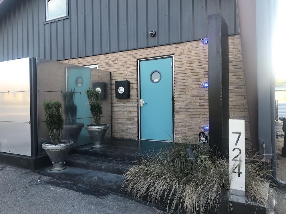 The Hangar Lofts Hotel photo 1