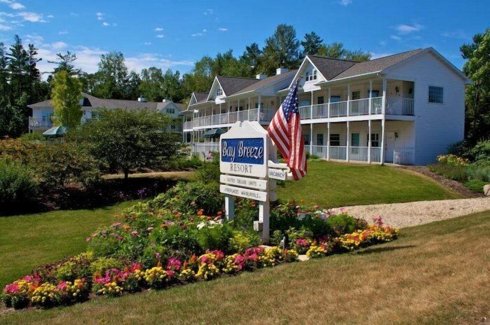 Bay Breeze Resort photo 5