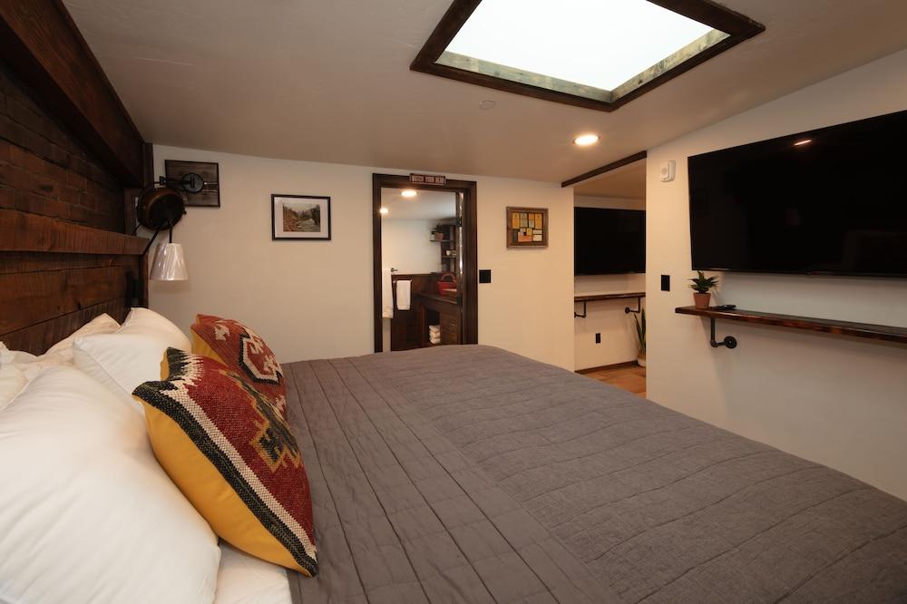 The Frenchman Suites photo 11